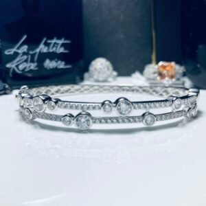 Boodles-waterfall style silver bangle