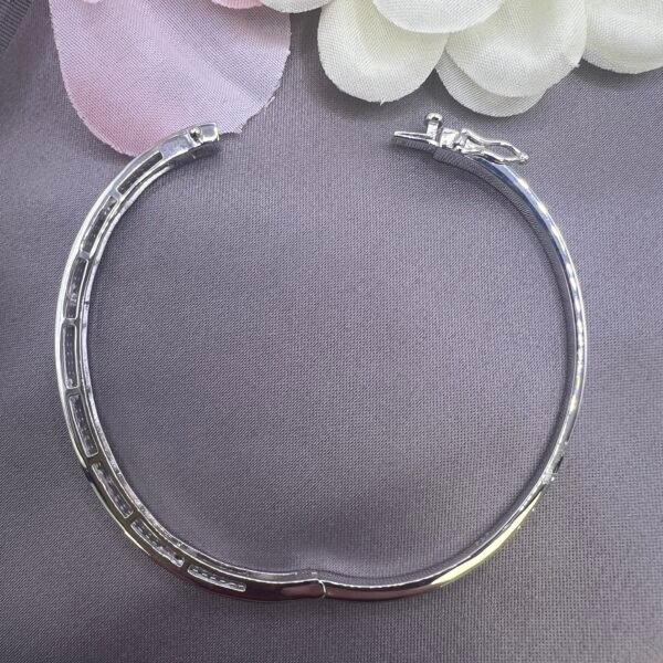 silver love bangle